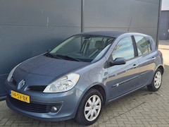 Renault Clio - 1.6 16V Dynamique Luxe Automaat Nap