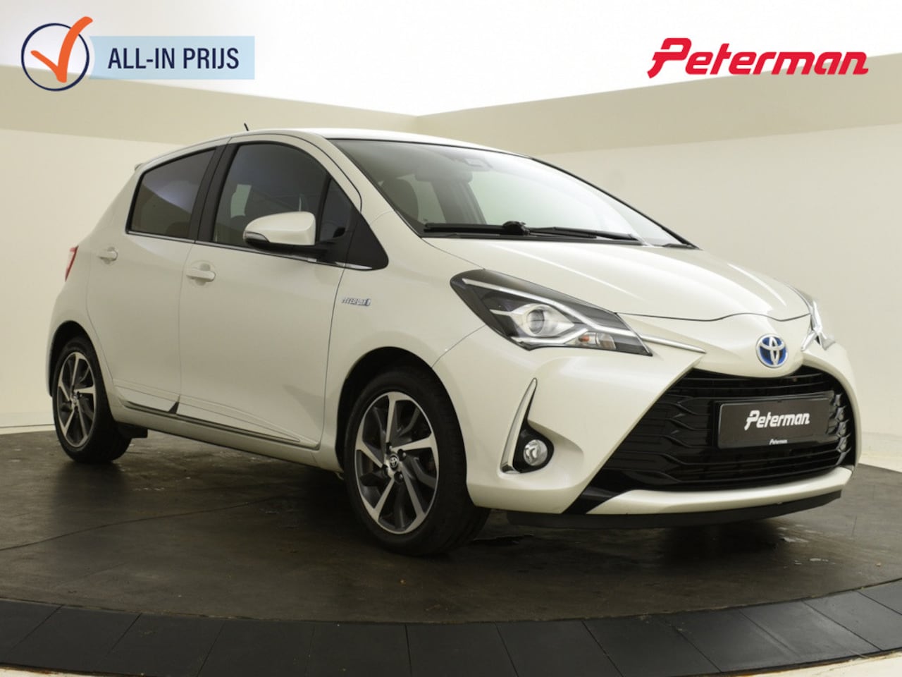 Toyota Yaris - 1.5 Hybrid High Chic | Half leder | Camera | - AutoWereld.nl