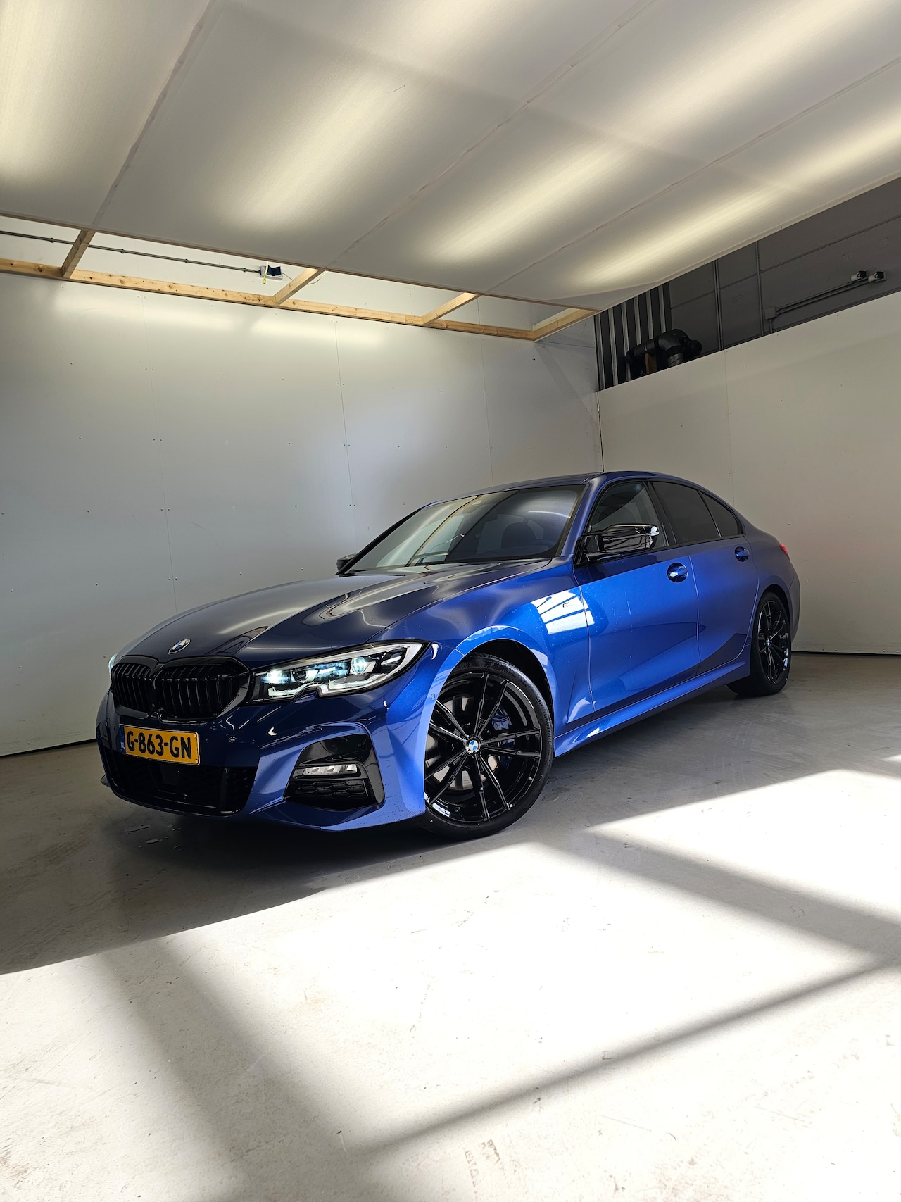 BMW 3-serie - 330i High Executive Edition - AutoWereld.nl