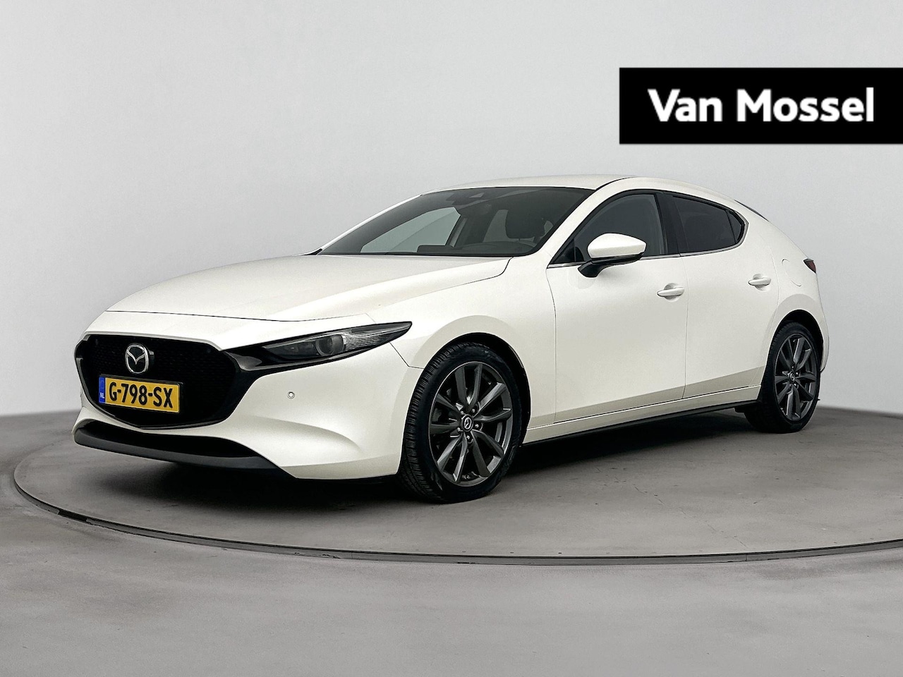 Mazda 3 - 2.0 e-SkyActiv-G M Hybrid Luxury 122PK | Navigatie | BOSE Audio | Climate Control | Elektr - AutoWereld.nl
