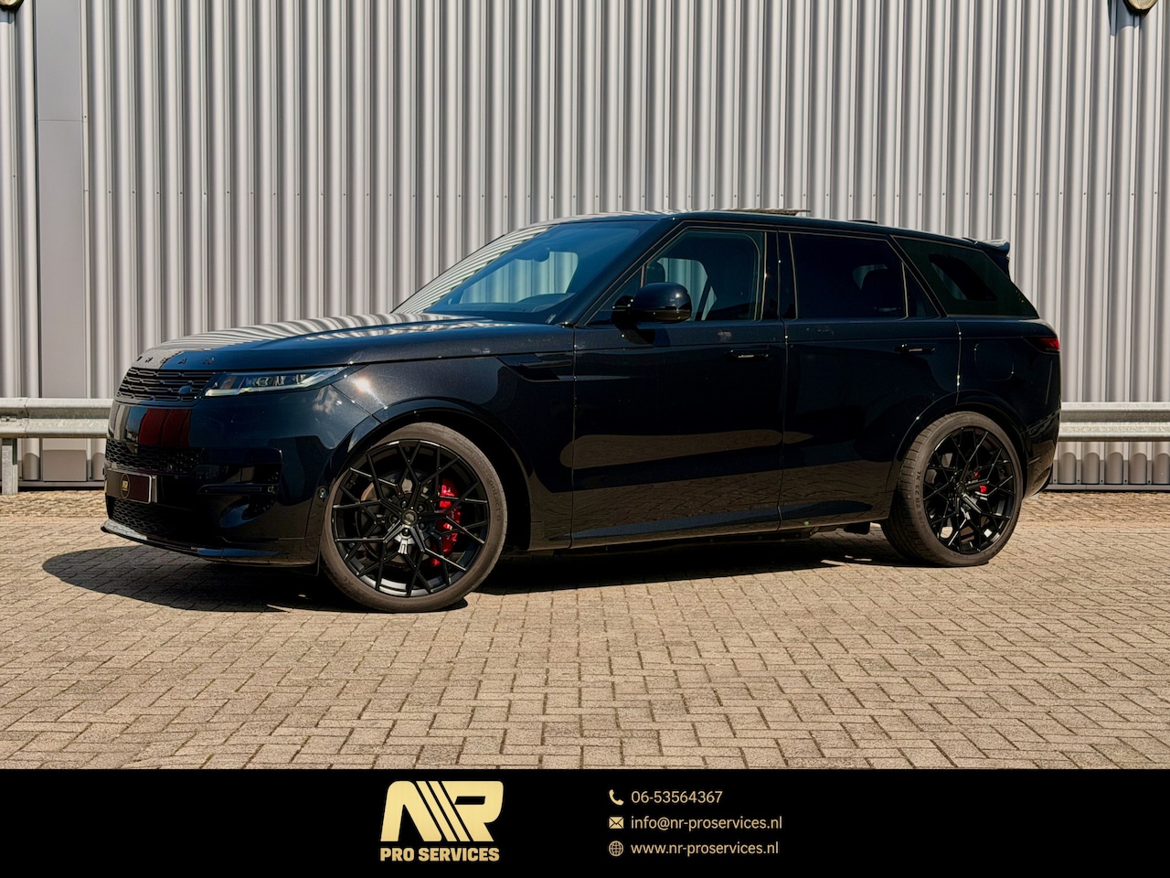 Land Rover Range Rover Sport - 3.0 P460e Dynamic SE PHEV 23" URBAN | PANO | BLACK PACK | NL AUTO - AutoWereld.nl