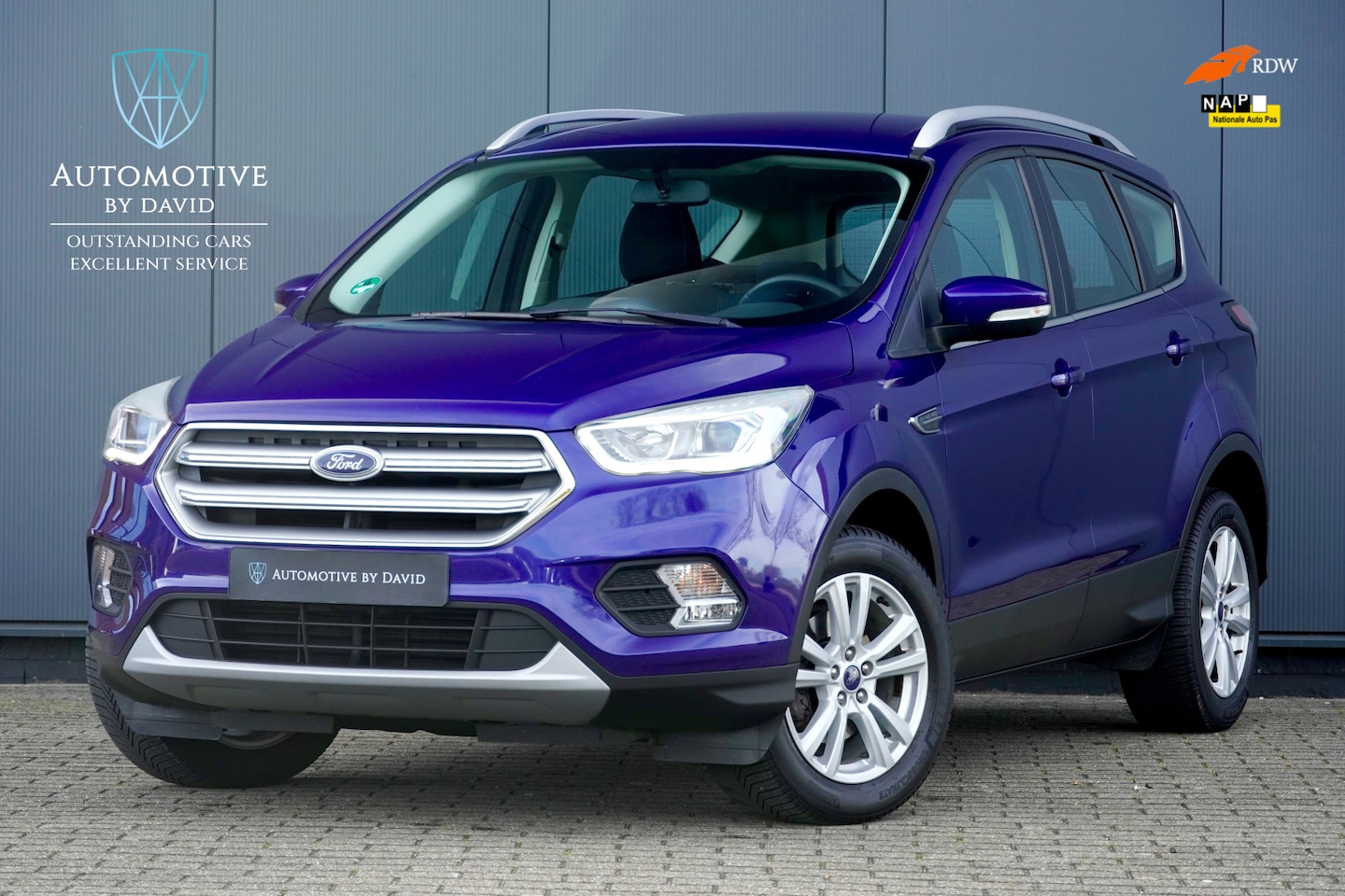 Ford Kuga - 1.5 120 pk ULTIMATE ECOBOOST / TREKHAAK / ANDROID AUTO / DEALERONDERHOUDEN / NAVIGATIE / E - AutoWereld.nl