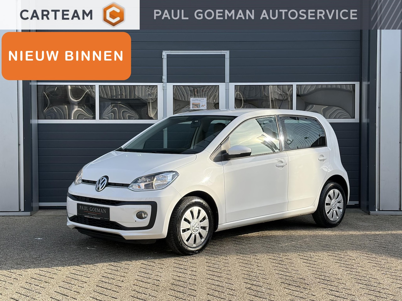 Volkswagen Up! - 1.0 BMT high up! | Stoel verwarming | Parkeer sensoren | Bluetooth | - AutoWereld.nl