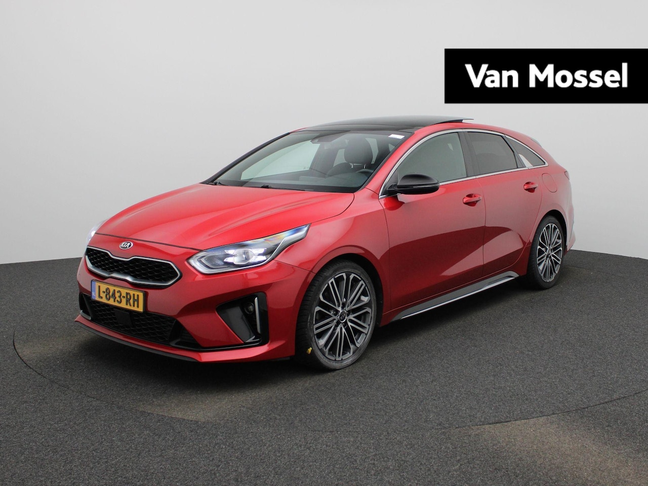 Kia Pro cee'd - 1.5 T-GDI GT-PlusLine |  Automaat | Navigatie | Panoramadak | Apple Carplay / Android Auto - AutoWereld.nl