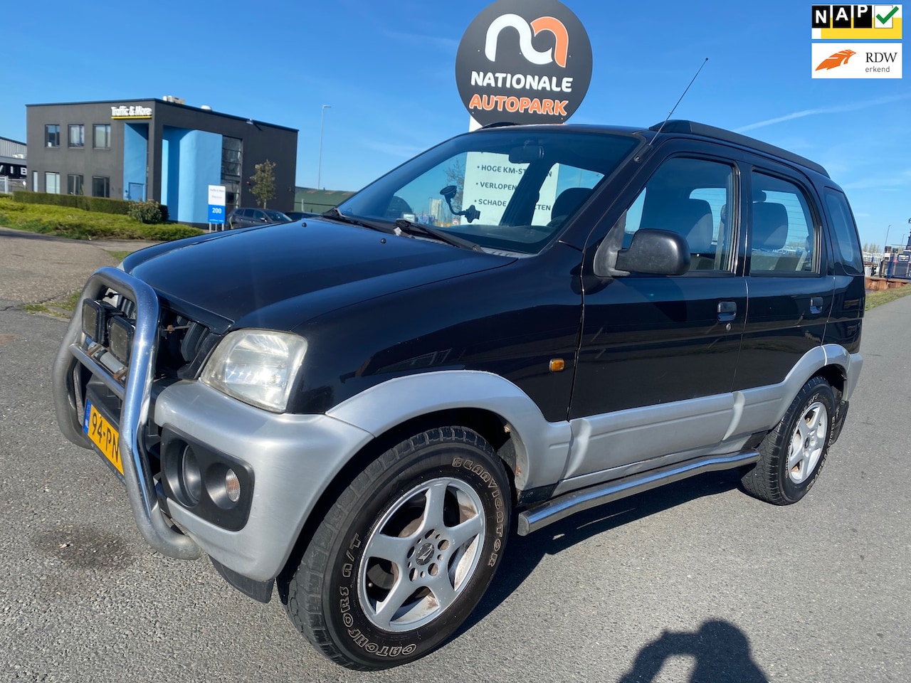 Daihatsu Terios - 1.3 SXE - 2004 - Benzine - Handgeschakeld - APK!! - AutoWereld.nl