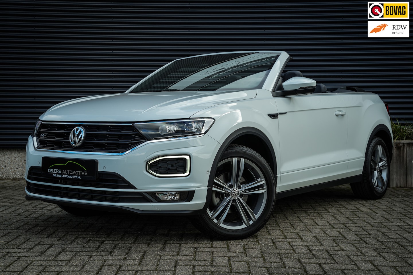 Volkswagen T-Roc Cabrio - 1.5 TSI R-Line | Apple CarPlay | DAB+ | H.leder | Clima | Navi | Camera | Nieuwstaat! | - AutoWereld.nl