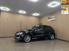 Volkswagen Polo - 1.2 TSI First Edition * Navigatie / Parkeersensoren / Cruise control / NL Auto