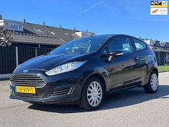 Ford Fiesta - 1.0 Style 1e Eigenaar*Navigatie*Airco*NAP*Distributie vervangen