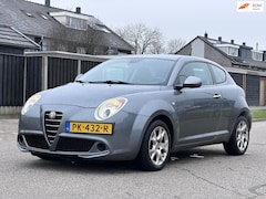 Alfa Romeo MiTo - 1.4 Progression CarPlay/Android*Airco*LM velgen*Dealer onderhouden*6 versnelling