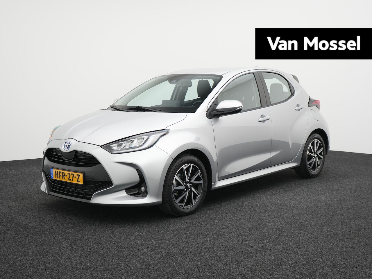 Toyota Yaris - 1.5 Hybrid Dynamic | Apple Carplay/Android Auto | Achteruitrijcamera | Adaptive Cruise Con - AutoWereld.nl
