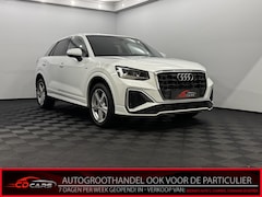 Audi Q2 - 35 TFSI S-line Airco, Parkeersensoren, Navi, Cruise control adaptief, Stoelverwarming, A s