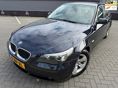 BMW 5-serie - 520i Executive*CRUISE*NAVI*PARK SENSOREN*ELKLT-RAAM