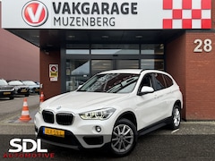 BMW X1 - sDrive20i Executive // LEDEREN BEKLEDING // MEMORY SEAT // ELEK. ACHTERKLEP // NAVI // CAM