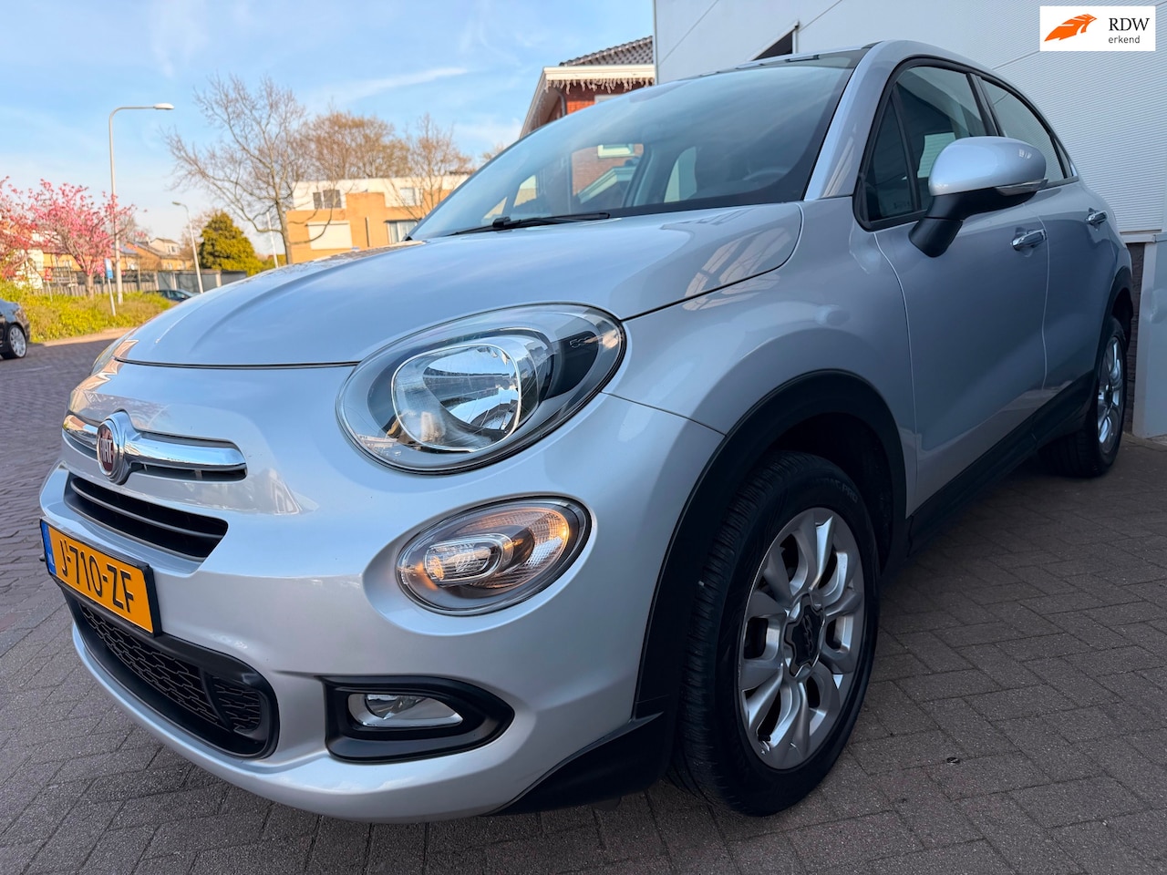 Fiat 500 X - 1.6 PopStar/Navi/Keyless/Cruise-c/Climate-c/Pdc/Bluetooth/Goed-ondehouden - AutoWereld.nl