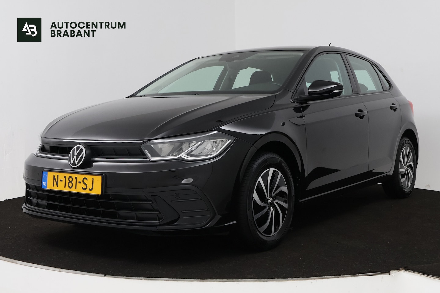 Volkswagen Polo - 1.0 TSI Life (PARKEERSENSOREN, DIGITALE COCKPIT, CRUISE ADAPTIEF, CARPLAY) - AutoWereld.nl