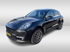 Porsche Macan - 2.0 / 1e Eign. / Trekhaak / Panoramadak / Camera / Luchtvering / Leder / 20'' / Dodehoek /
