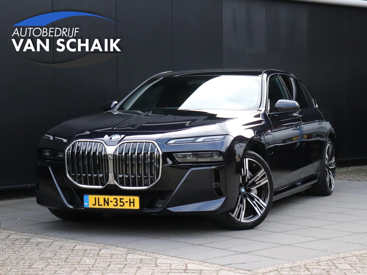 BMW 7-serie - 750e xDrive | M SPORT | B&W | MEMORY | PANO | FOND- THEATER | 4W. STEERING | LEDER | 360° - AutoWereld.nl