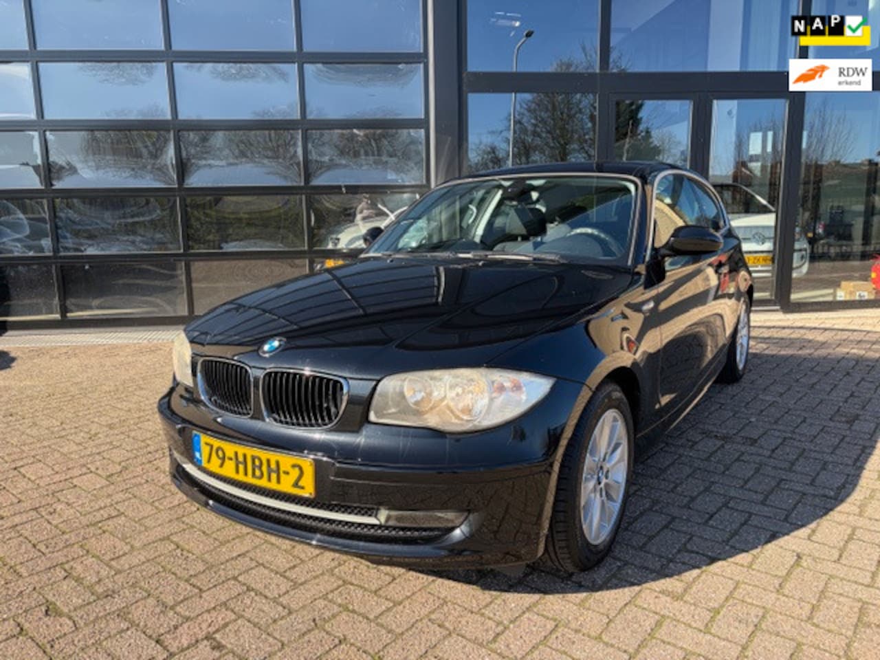BMW 1-serie - 120i Business Line 120i Business Line, 1 eigenaar, NL-Auto - AutoWereld.nl