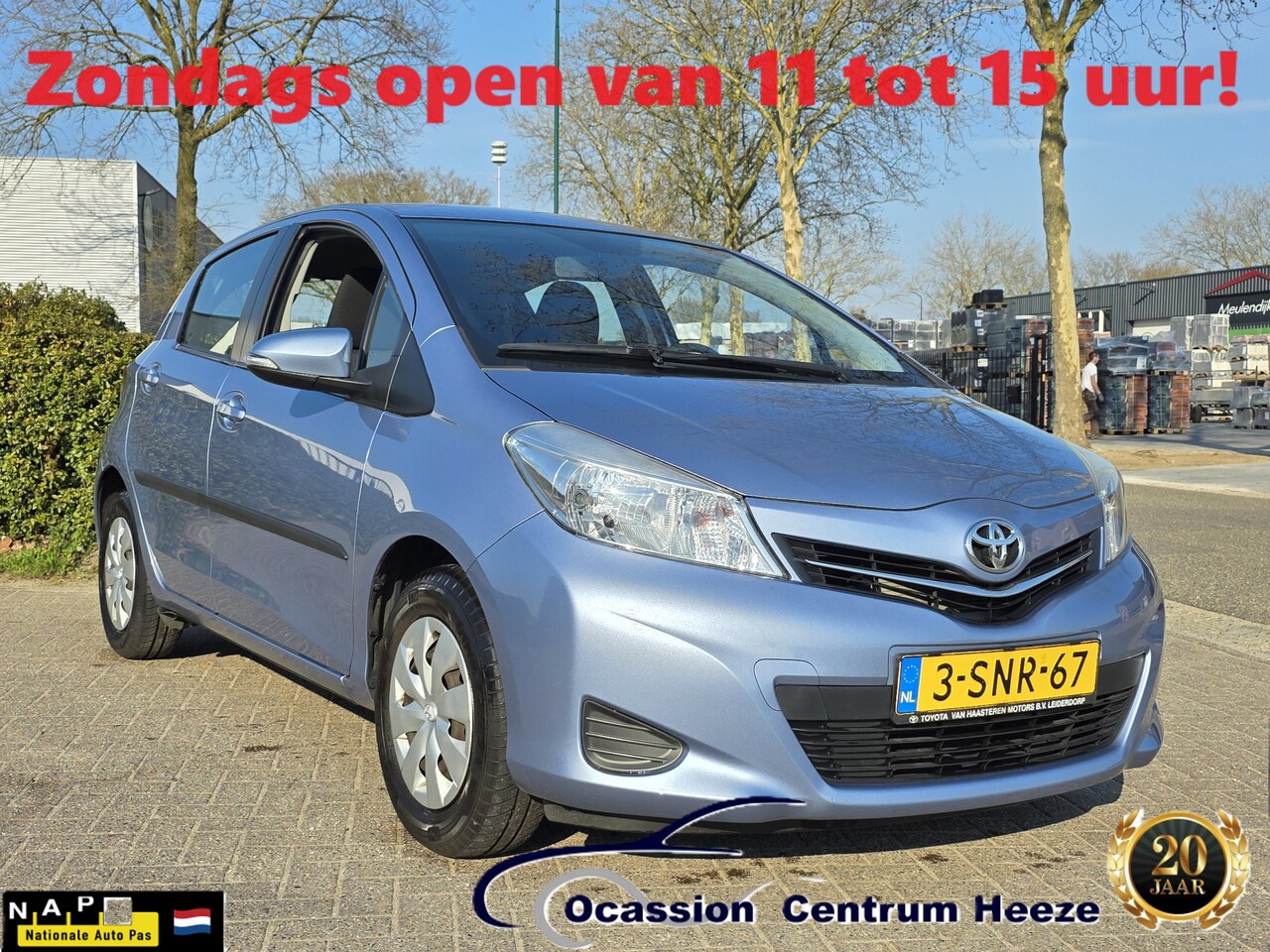 Toyota Yaris - 1.0 VVT-i Now 1.0 VVT-i Now, 1e Eig! Dealer onderhouden! Zondag OPEN! - AutoWereld.nl