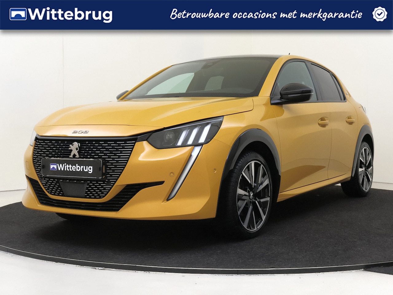 Peugeot 208 - 1.2 PureTech 100PK GT-Line Camera | navigatie Black Daimond Roof | Keyless | Parkeerhulp | - AutoWereld.nl