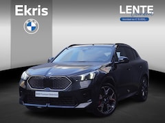 BMW iX2 - xDrive30 M Sportpakket Pro | Comfort Pack | 20 inch LM M V-spaak | Trekhaak met elektrisch