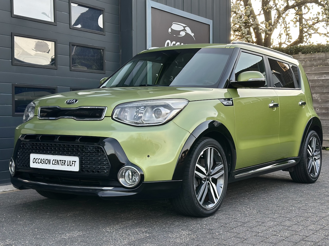 Kia Soul - CLIMATE CRUISE CONTR / NAVIGATIE / CAMERA ... - AutoWereld.nl