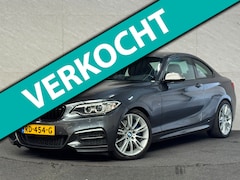 BMW 2-serie Coupé - M235i M-Perfomance Keyless Alcantarta