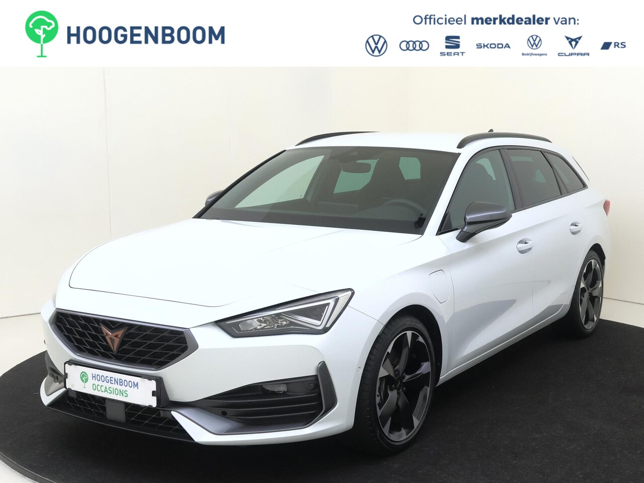 CUPRA Leon Sportstourer - 1.4 e-Hybrid Business | SoH 100% | Parkeerassistent | Adaptieve demping | Keyless | Stoel- - AutoWereld.nl
