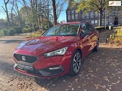 SEAT Leon Sportstourer - 1.5 eTSI FR Business Intense, lage km-stand