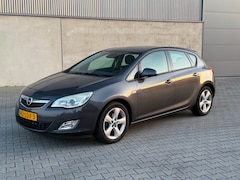 Opel Astra - 1.6 Edition NAVIGATIE+CRUISE+PDC+AIRCO+APK 04-10-2026+