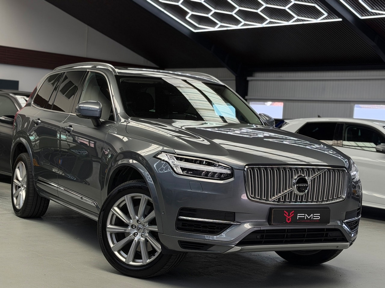 Volvo XC90 - 2.0 T8 Twin Engine AWD Inscription Luchtvering - AutoWereld.nl
