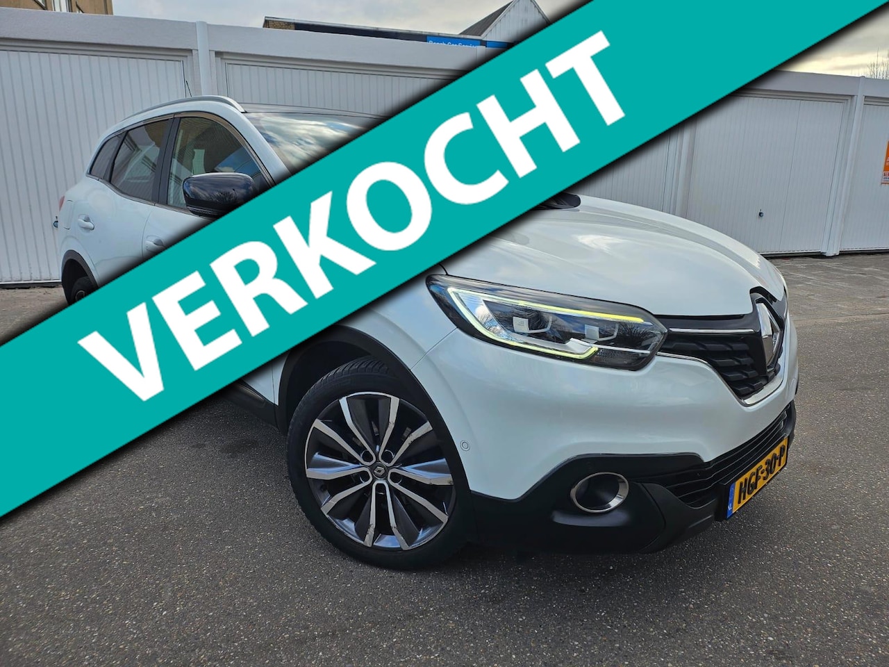 Renault Kadjar - 1.2 TCe Bose* Automaat* Keyless* Pano* Vol opties! - AutoWereld.nl