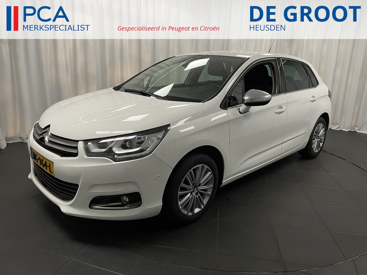 Citroën C4 - Feel Collection 5Drs 110pk Navi | Trekhaak |PDC v+a - AutoWereld.nl