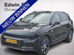 Lynk & Co 01 - 1.5 | Panoramadak | Adaptieve Cruise Control | Dodehoek Detectie | Achteruitrijcamera | Ap