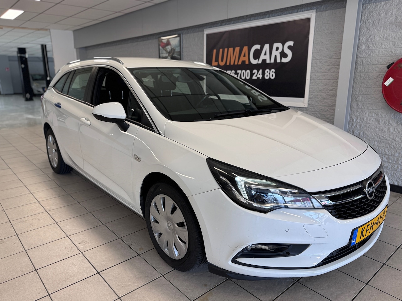 Opel Astra Sports Tourer - 1.6 CDTI Business 1.6 CDTI Business+ - AutoWereld.nl