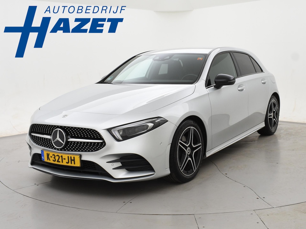 Mercedes-Benz A-klasse - 180 AUT. AMG SPORT + MBUX | SFEERVERLICHTING | CAMERA | SPORTSTOELEN - AutoWereld.nl