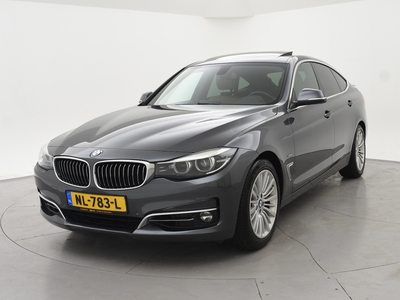 BMW 3-serie Gran Turismo - 320i 184 PK + PANORAMA | LEDER | NAVI PRO | LED | STOELVERWARMING - AutoWereld.nl