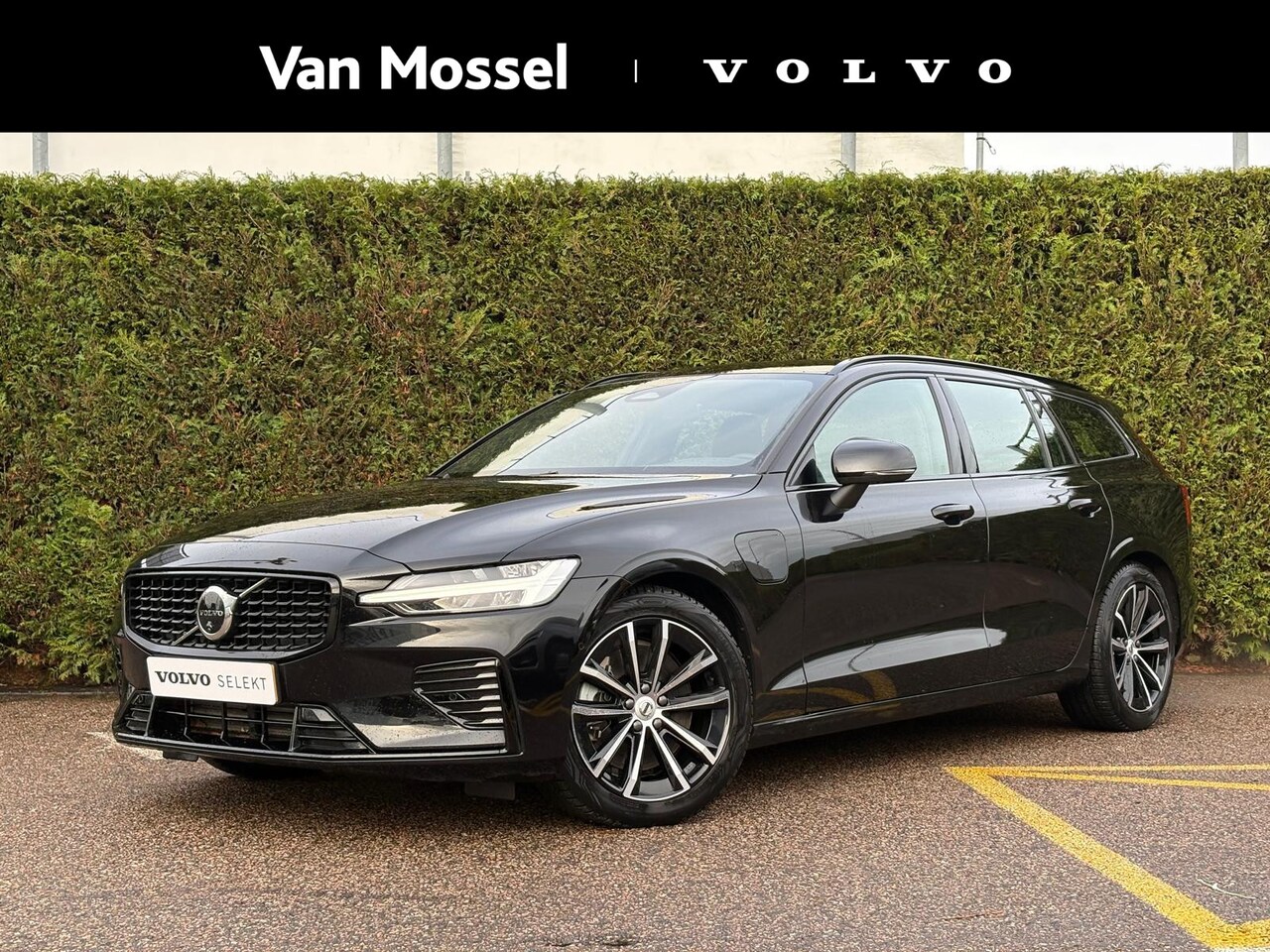 Volvo V60 - 2.0 T6 Plug-in hybrid AWD Plus Dark - AutoWereld.nl