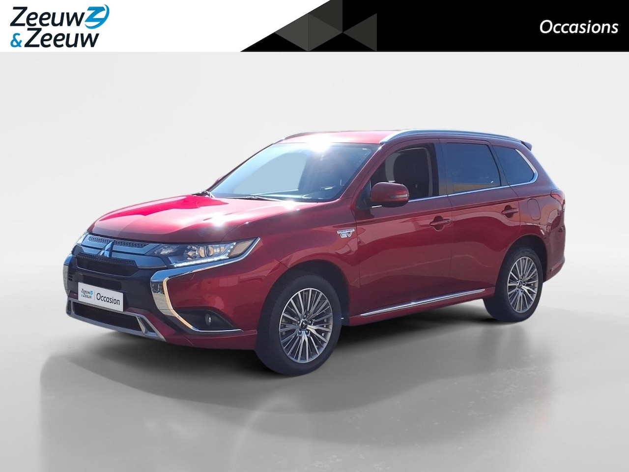Mitsubishi Outlander - 2.4 PHEV Intense+ | LMV | 1500 kg Trekgewicht | Camera | Clima | - AutoWereld.nl