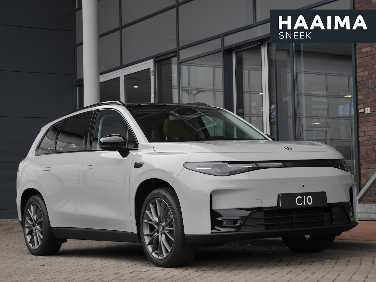 Leapmotor C10 - Design Pro 69.9 kWh | Panoramdak | 20inch | elektrisch bedienbare achterklep | Snel leverb - AutoWereld.nl