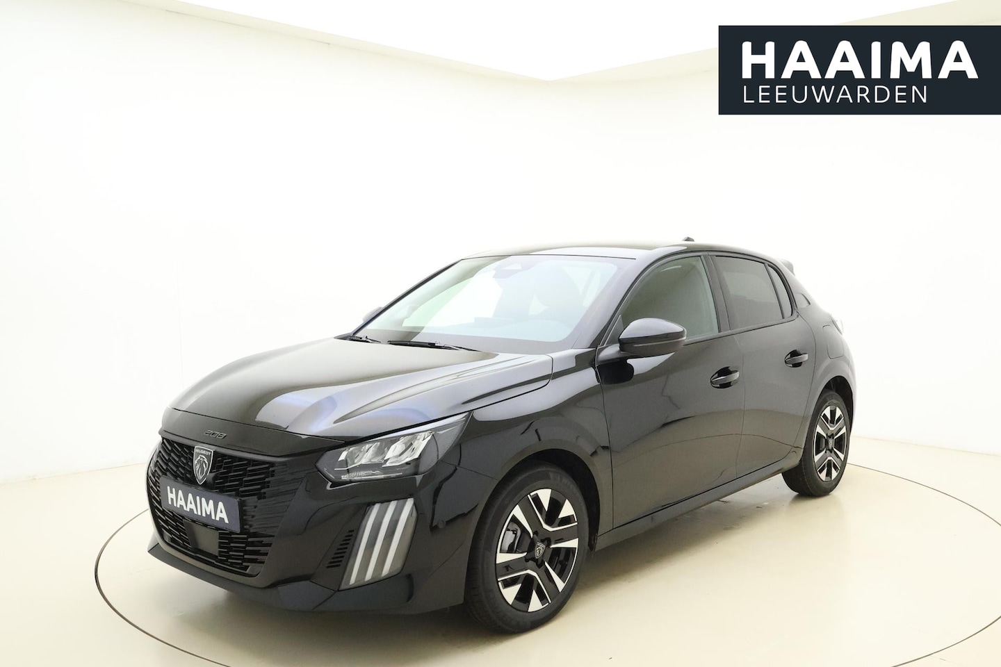 Peugeot 208 - 1.2 Hybrid e-DCS6 Allure 110 PK | Automaat | Vision & Navigation Pack | Metaallak | Parkee - AutoWereld.nl