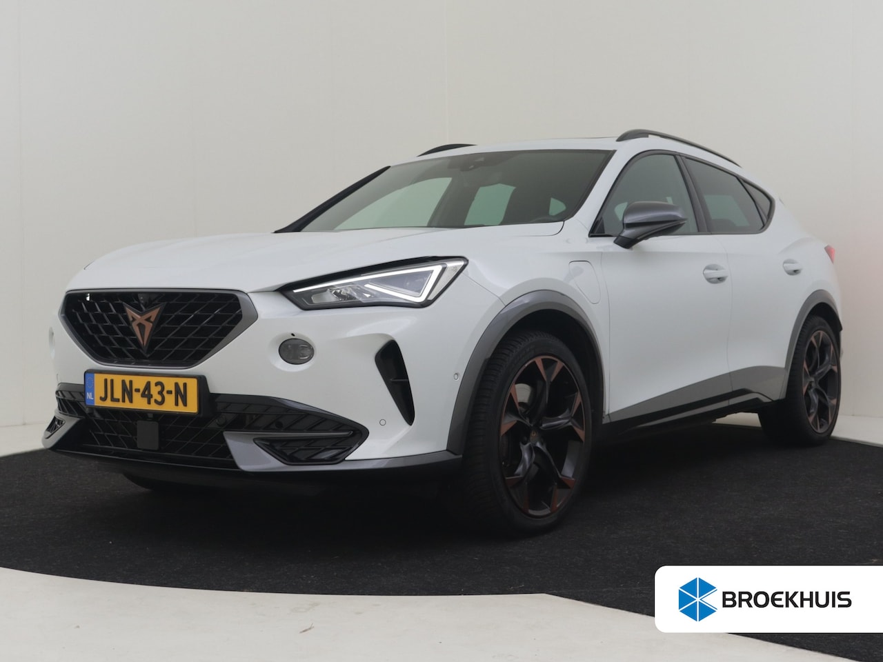 CUPRA Formentor - 1.4 e-Hybrid VZ Performance 245pk | Trekhaak | Panorama dak | Elektri bestuurdersstoel met - AutoWereld.nl