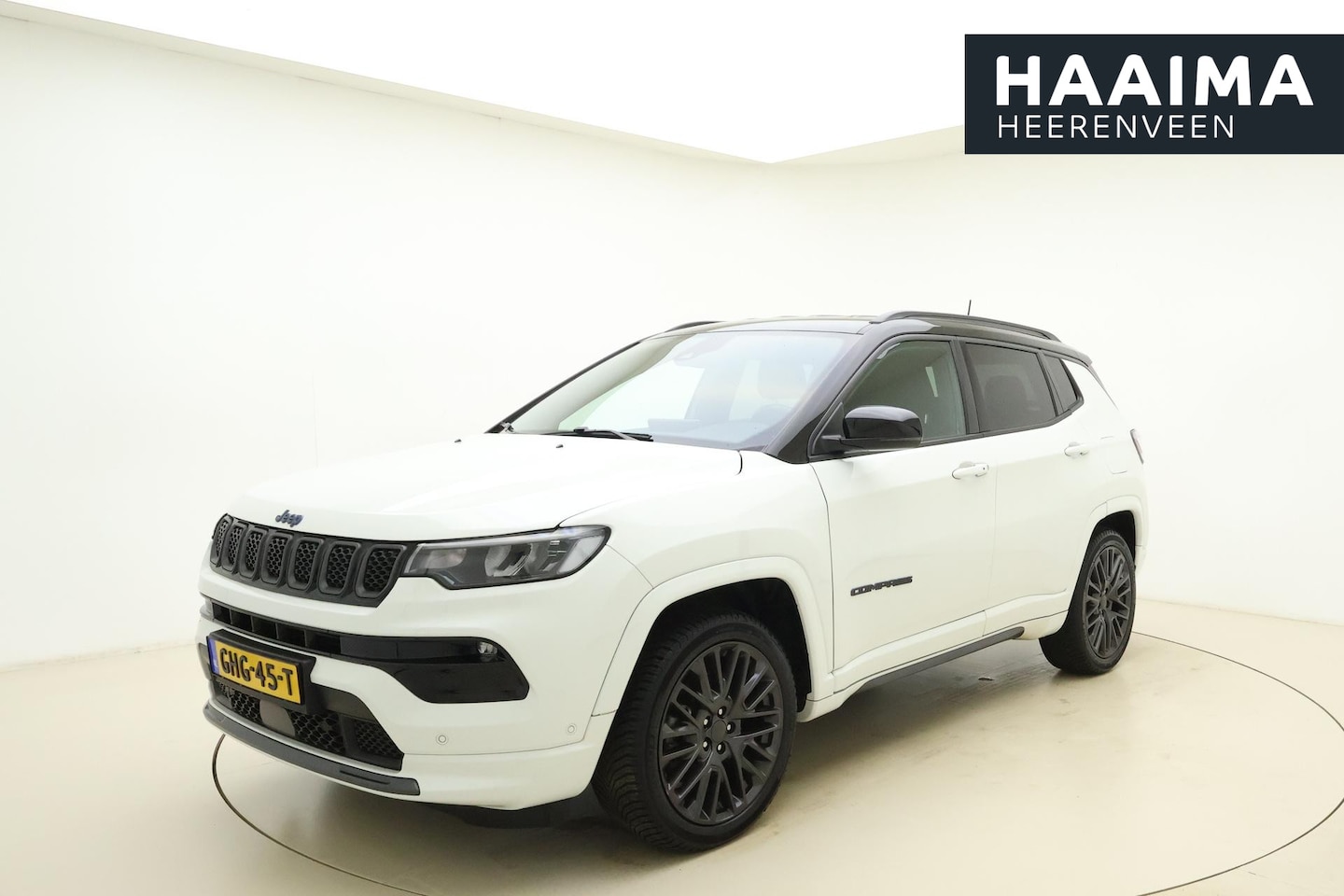 Jeep Compass - 4xe 240 Plug-in Hybrid Electric S Leder | Navigatie | trekhaak | keyless start | camera ac - AutoWereld.nl