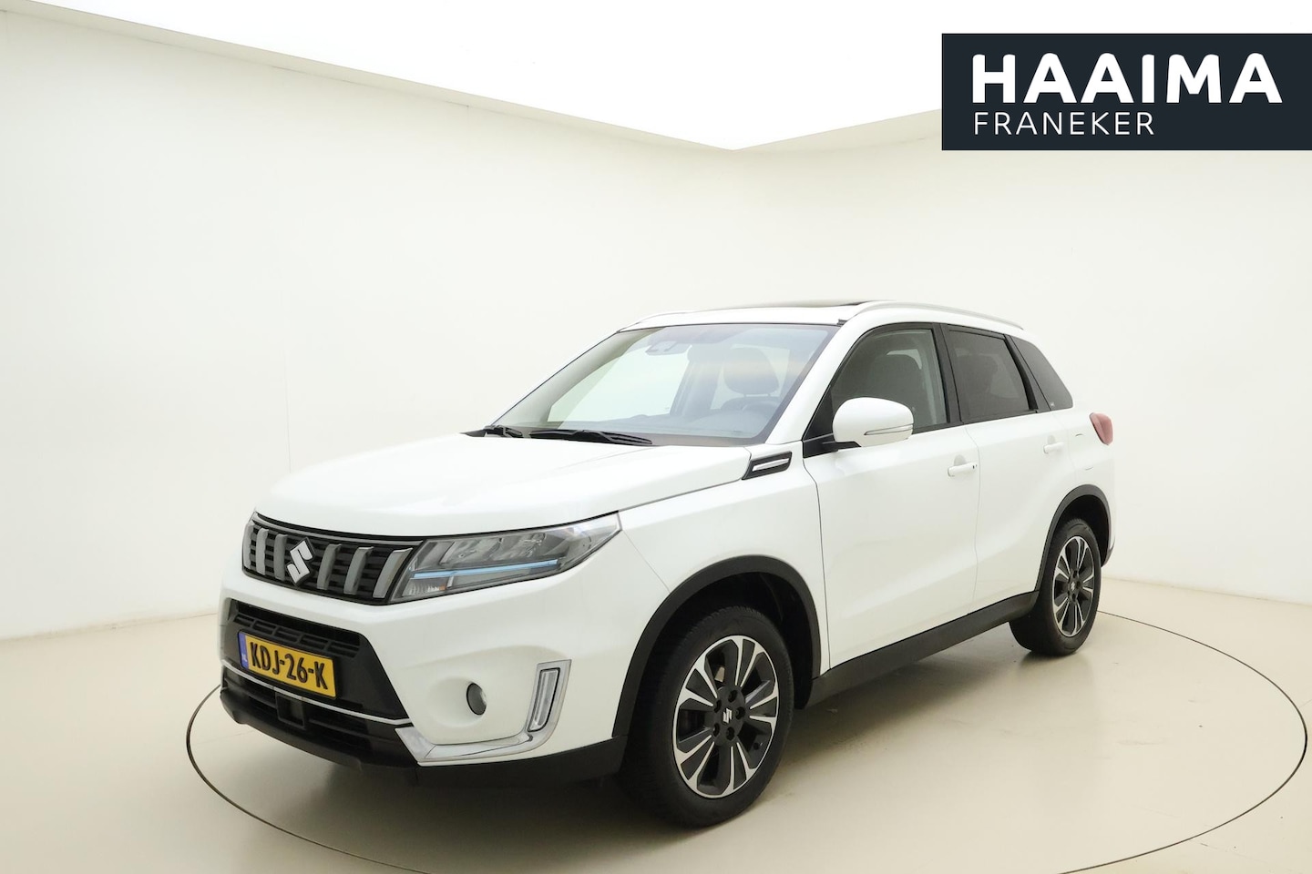 Suzuki Vitara - 1.4 Boosterjet Style Smart Hybrid 129pk Automaat | Panoramadak | Navigatie | Climate Contr - AutoWereld.nl