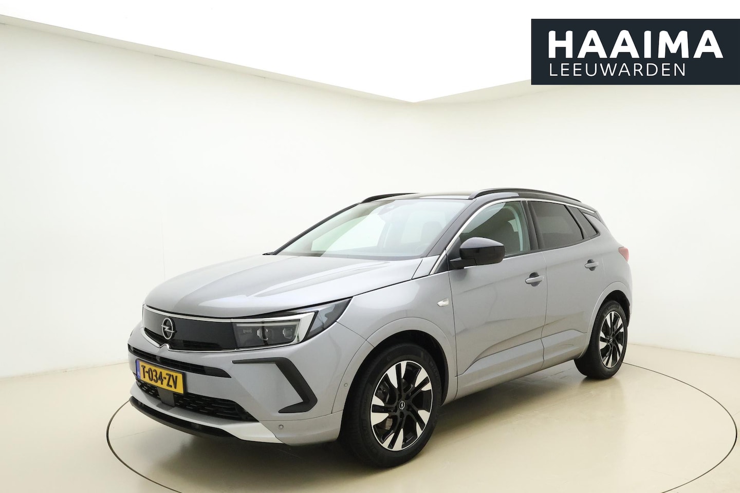Opel Grandland - 1.2 Turbo Ultimate 130 PK | Navigatie | Stoel & Stuurverwarming | Camera | Keyless | Alaca - AutoWereld.nl