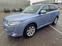 Mitsubishi Outlander - 2.0 PHEV Instyle, MOTOR DEFECT, Inruil mogelijk