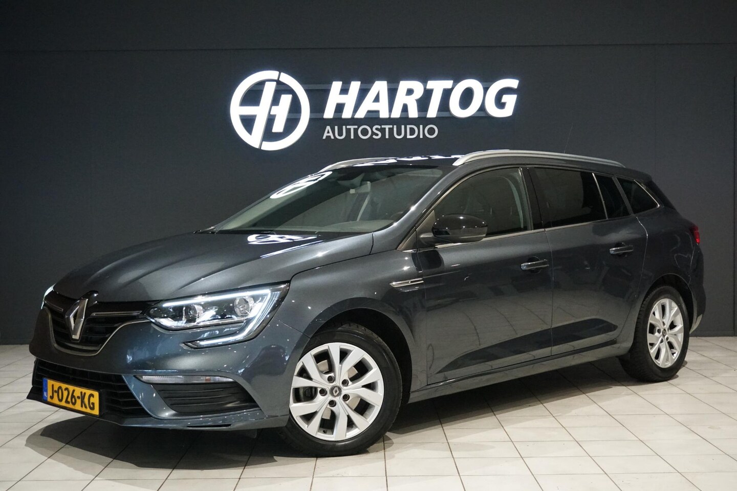 Renault Mégane Estate - 1.3 TCe AUT. + TREKHAAK / CARPLAY - AutoWereld.nl