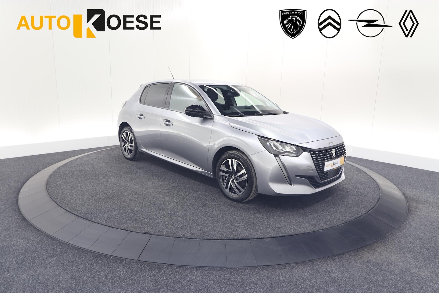 Peugeot 208 - PureTech 100 Allure Pack | Camera | Adaptieve Cruise Control | Apple Carplay | Stoelverwar - AutoWereld.nl