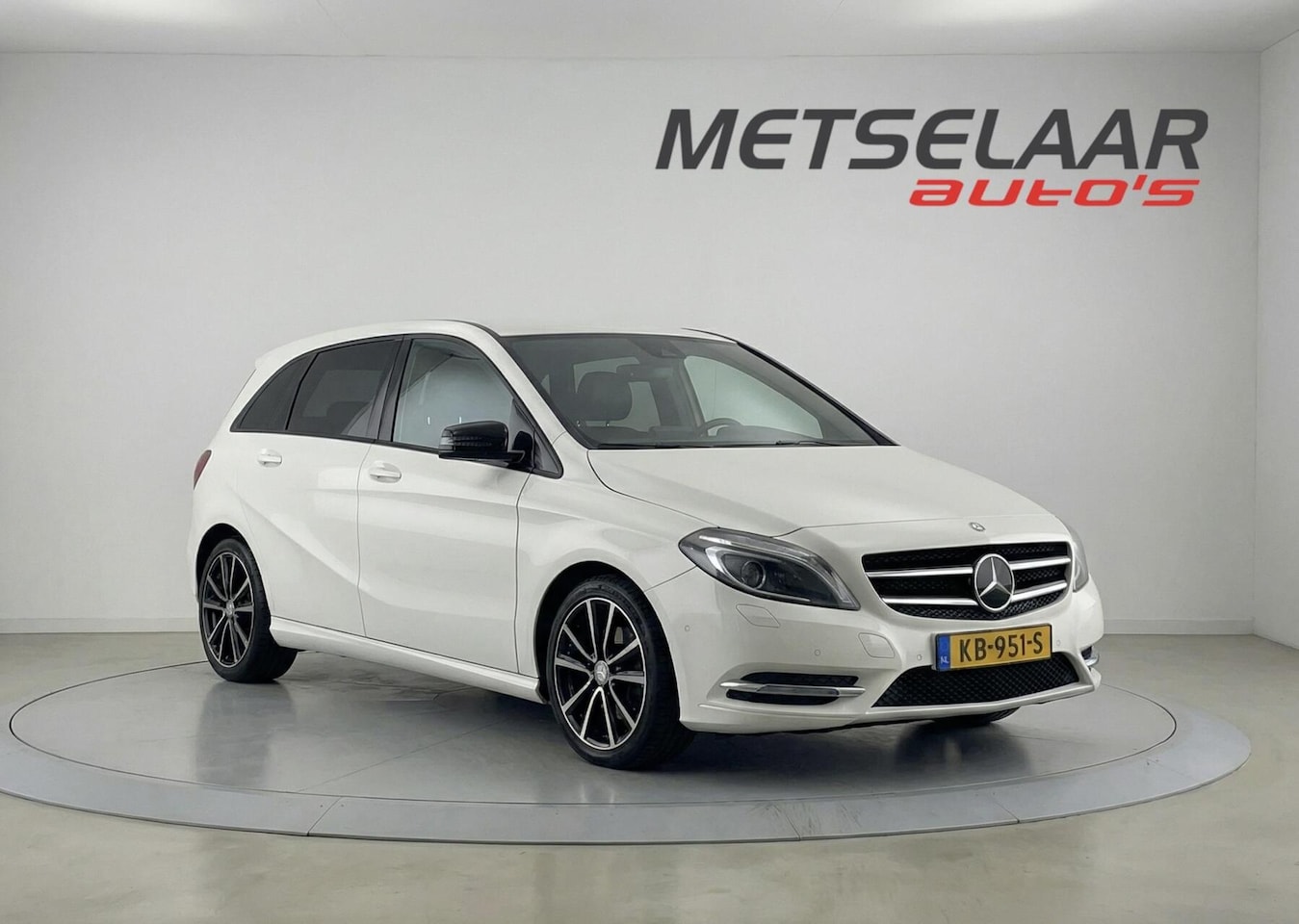 Mercedes-Benz B-klasse - 250 Prestige ✅AMG Styling ✅Panodak ✅automaat! - AutoWereld.nl