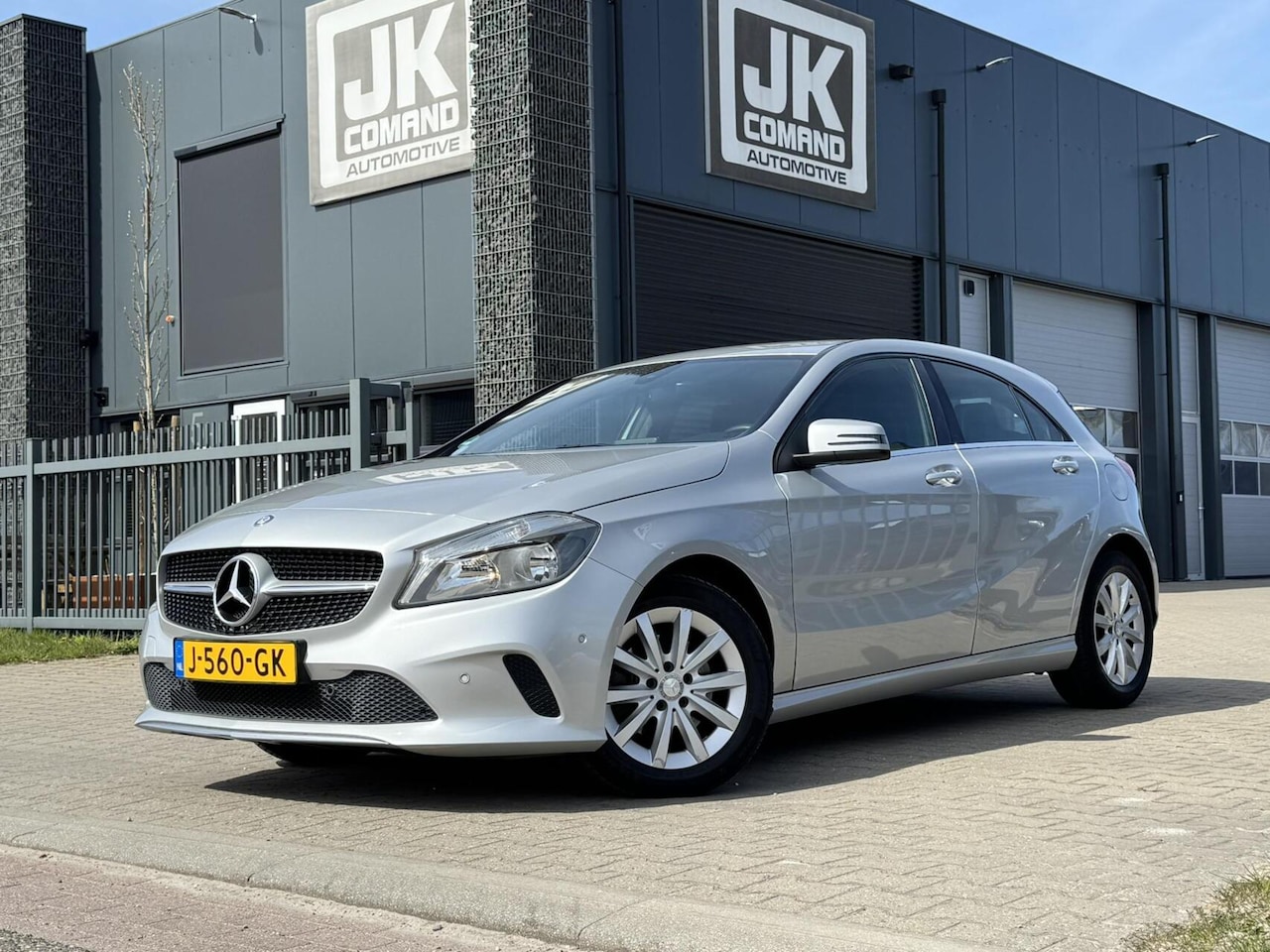 Mercedes-Benz A-klasse - 180 |CarPlay|Trekhaak|Stoelverwarming|Navi - AutoWereld.nl